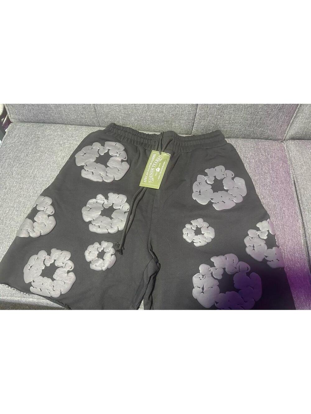 Denim Tear Shorts Black SIZE: MEDIUM NEVER WORN